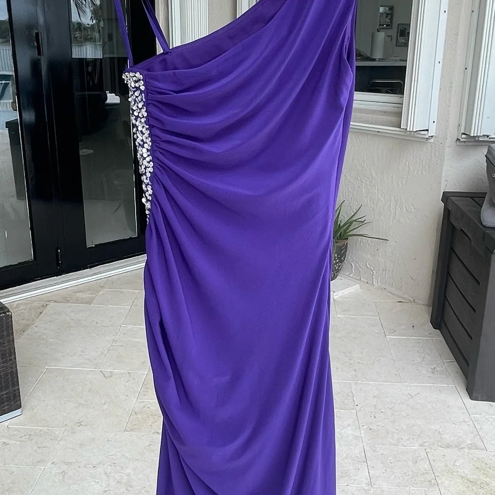 Purple dress - Picture 2 of 3
